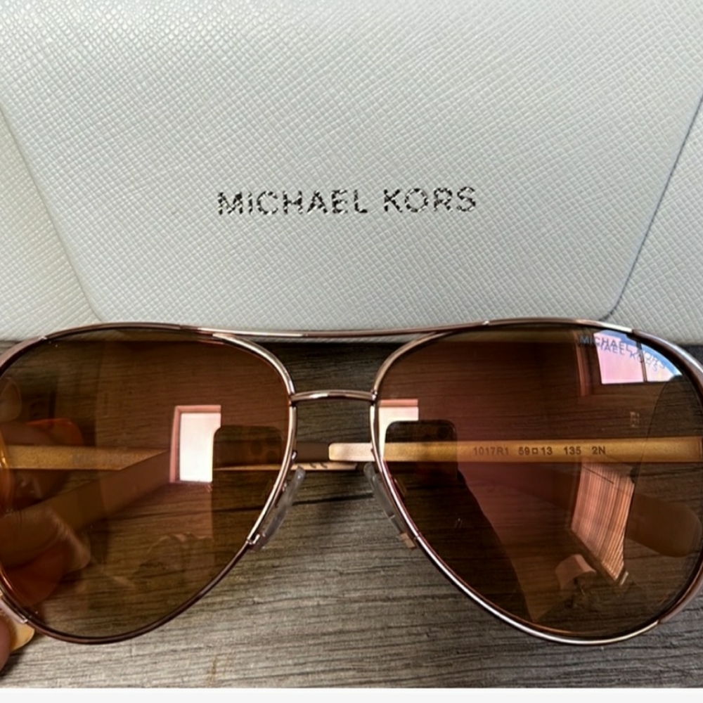 Michael Kors MK5004 Chelsea Sunglasses in Rose Gold Taupe.